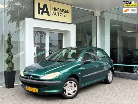Peugeot 206 1.1 XR |Nieuwe koppeling| APK|NAP|