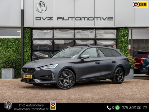 Cupra Leon Sportstourer 1.4 e-Hybrid 245PK VZ Performance | Pano | Leder | Camera | Matte Grey