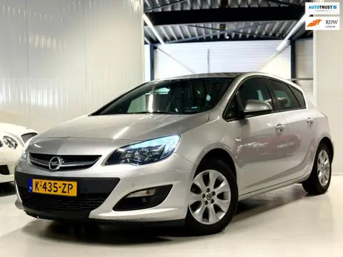 Opel Astra 1.4 Turbo 120PK Sport + Navi|Stoelverw. Trekhaak!