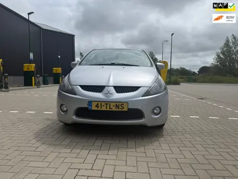 Mitsubishi Grandis 2.4-16V Intense 7 persoons