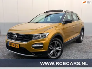 Volkswagen T-ROC 1.5 TSI Sport DSG ACC Panodak Stoelverw Navigatie Sfeerverl