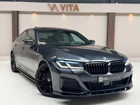BMW 5 Serie 545e xDrive High Executive Full Option|360Cam|Pano|Memory|Laser|H&K|HUD