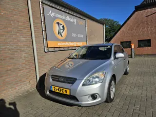 Kia pro_cee'd 1.4 CVVT X-tra (bj 2009)