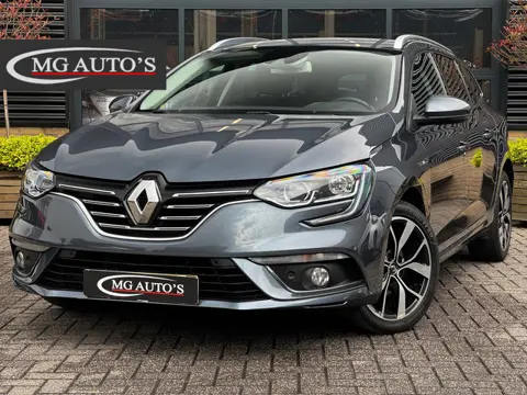 Renault Mégane Estate 1.3 TCe Bose | Navigatie | Cruise control | Achteruitrijcamera | Stoelverwarmi