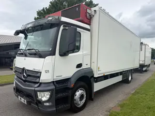 Mercedes-Benz Antos 1933 + FRIGOBLOCK MULTITEMP + LIFT / LADEBORDWAND 2000 KG + EURO 6 + AIRCO