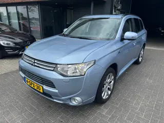 Mitsubishi Outlander 2.0 PHEV Instyle+ XENON DAK LEDER CRUISE VOL ORIG NL NAP