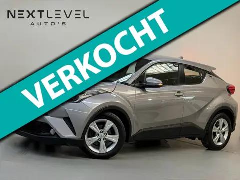 Toyota C-HR 1.8 Hybrid Dynamic Stoelverwarming Camera