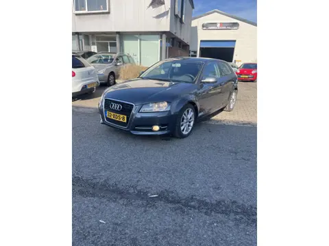 Audi A3 1.4 TFSI Ambition 3 Deurs, 6 versnellingen/Start stop. Keurig nette en goed rijdende A3