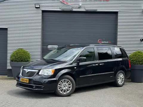 Lancia Voyager 2.8 Multijet Gold | Navigatie | Camera | Stoel/Stuurverwarming | Lederen Bekleding |