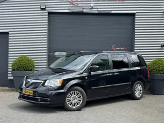 Lancia Voyager 2.8 Multijet Gold | Navigatie | Camera | Stoel/Stuurverwarming | Lederen Bekleding |