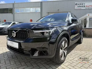 Volvo XC40 1.5 T4 Plus Dark | Adaptive Cruise Control | Verwarmde Voorruit | Harman Kardon | Plugin 