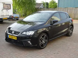 SEAT Ibiza 1.0 TSI FR Business Intense Automatische airco, navigatie, achteruitrijcamera, licht meta