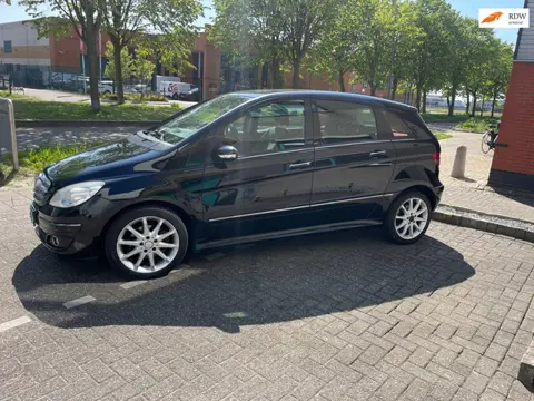 Mercedes-Benz B-klasse 200 | Sport Tourer | 6 MND GARANTIE APK TM 11/05/2027 | AIRCO