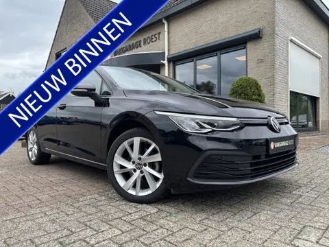 Volkswagen Golf 5DRS 1.0 eTSI Automaat Life Business Carplay / Full LED / Digi-dash