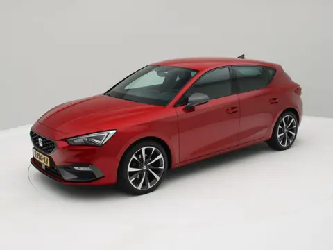 SEAT Leon 1.5 eTSI FR Launch Edition Camera / Full matrix LED / Virtual Cockpit / Origineel NL