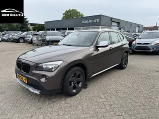 BMW X1 sDrive18i Executive | Clima | Navi | Trekhaak |