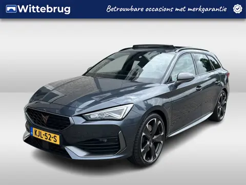 CUPRA Leon Sportstourer 1.4 e-Hybrid VZ Performance / AUTOMAAT/ 245PK/ PANO/ PARK.SENSOREN V+A/ CAME