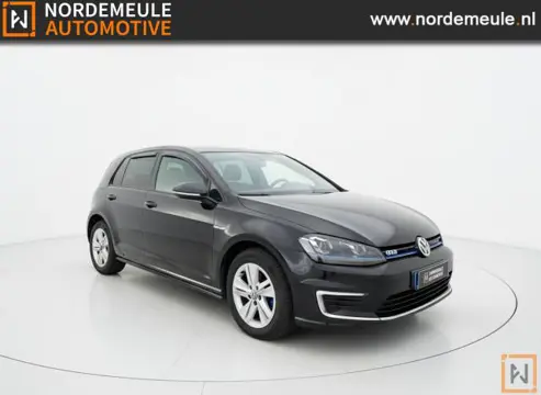VOLKSWAGEN GOLF 1.4 TSI GTE, LED, Cruise, Trekhaak