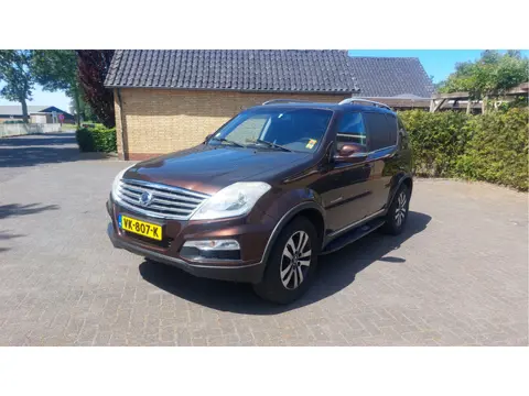 SsangYong Rexton RX 200 e-XDI Sapphire HD CLIMA BJ 2014