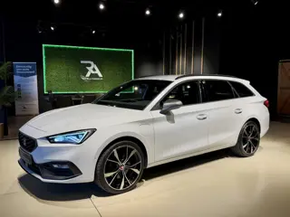 SEAT Leon Sportstourer 1.4 TSI FR 204PK Plug-IN! Led|Camera|Keyles|Carplay|Memory