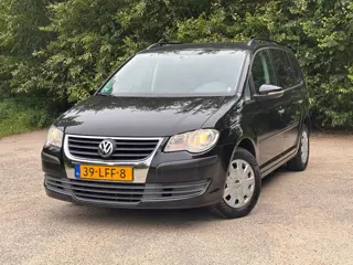 Volkswagen Touran 1.4 TSI Trendline | Cruise control + Navi