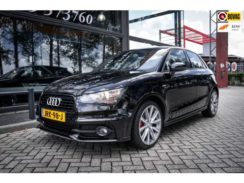 Audi A1 Sportback 1.2 TFSI S-line Ambition | Parkeerhulp | Airco | Stoelverwarming |