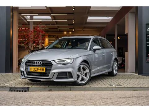 Audi A3 Sportback 1.0 TFSI S-Line|Carplay|Camera|Navi|Cruise Control|