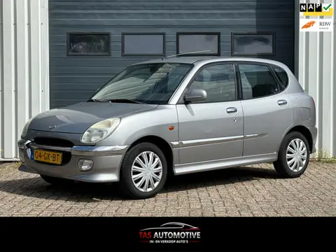 Daihatsu Sirion 1.3-16V VTi AUTOMAAT / EL.RAMEN / NAP