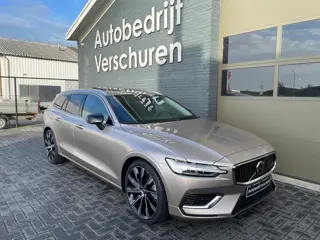 Volvo V60 2.0 T6 Plug-in hybrid AWD Ultra Bright pano head up 360° camera