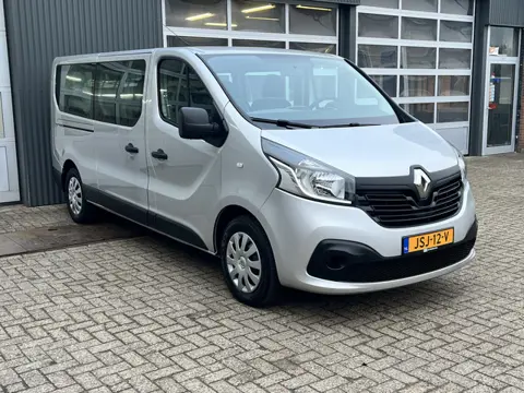 Renault Trafic Passenger 1.6 dCi BTW / BPM VRIJ!! marge Lengte 2 Airco Cruise control Navigatie PDC 