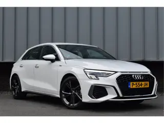 Audi A3 Sportback 35 TFSI S-Line | ACC | Carplay | Trekhaak | Virtual | Navi
