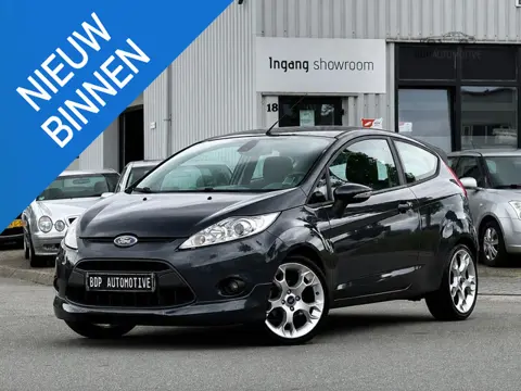 Ford Fiesta 1.6 Sport Airco | Parkeersensoren | 17'' LM Velgen