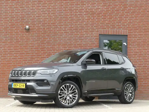 Jeep Compass 1.5T e-Hybrid Upland (bj 2025, automaat)