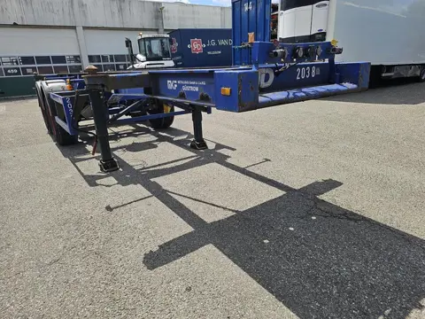 MKF Metallbau CS 20 -20 FOOT- CONTAINER CHASSIS -HEAVY DUTY- BPW DRUM -STEEL SUSPENSION- GOOD QUALIT