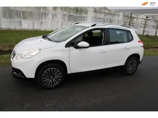 Peugeot 2008 1.2 PureTech Style