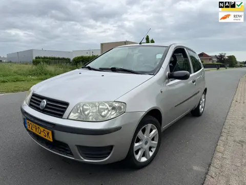 Fiat Punto 1.2 Young AIRCO/NAP/APK/VELGEN