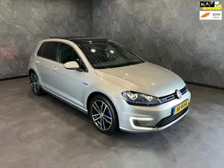 Volkswagen Golf 1.4 TSI GTE DSG PANORAMADAK LED XENON NAP