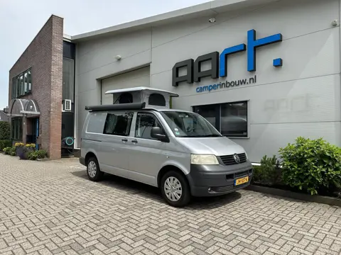 Volkswagen Transporter T5 Camper (Uniek model)