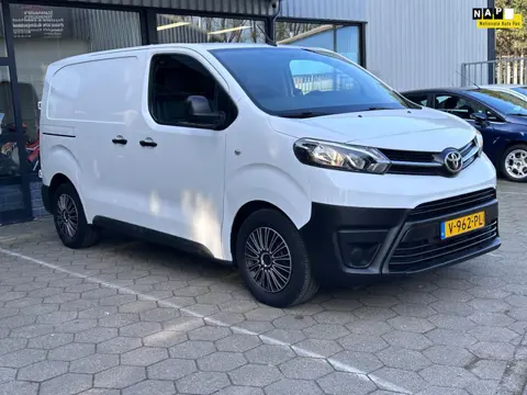 Toyota PROACE Compact 1.6 D-4D Cool Comfort/Airco/ 157702 km nap/ APK9-2-2027/