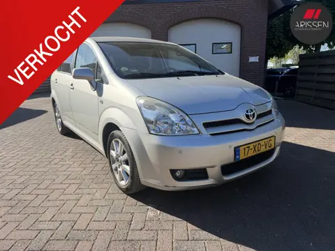 Toyota Verso 1.8 VVT-i Dynamic fixed price