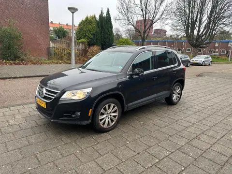 Volkswagen Tiguan 2.0 TSI Sport&Style 4Motion 4WD Black Magic