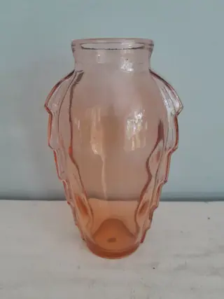 Art Deco vaas - roze glas - Frankrijk