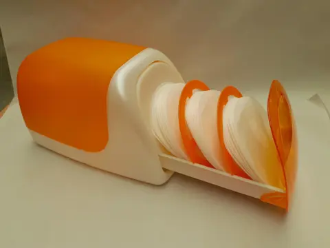Vintage one touch cd box - orange - 90s - 60cds