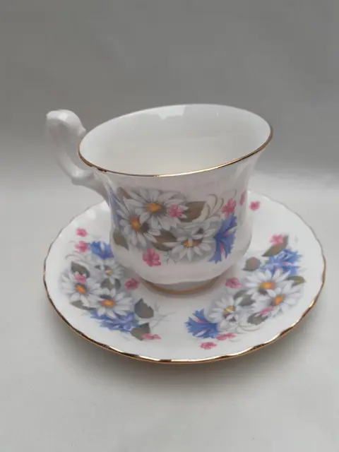 Royal Albert theekop en schotel - Bone China Engeland
