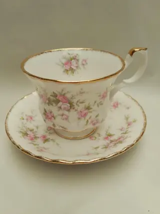 Royal Albert Victoriana Rose theekop en schotel - Bone China Engeland