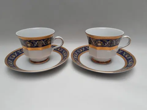 Cup and saucer Winterling Marktleuthen - black & gilt - set of 2