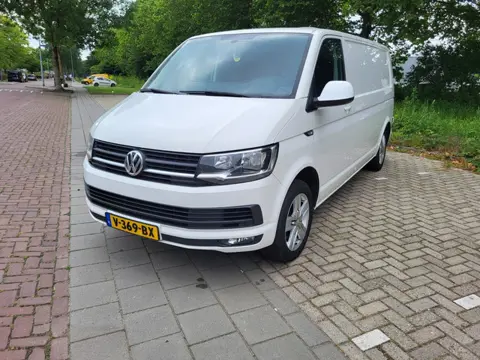 Volkswagen Transporter 2.0 TDI L2H1 DC Comfortline