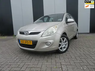 Hyundai I20 1.4i DynamicVersion