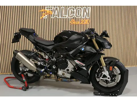 BMW S 1000 R - 2025 - Carbon Pakket - M Velgen - Akrapovic - BTW MOTOR