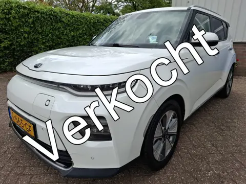 Kia e-Soul ExecutiveLine 64 kWh SOH 92.1% 204PK (bj 2019)